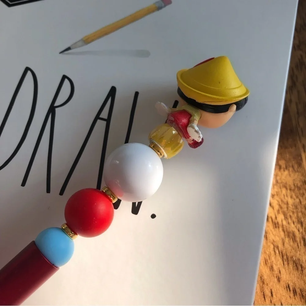 Disney Doorables: Pinocchio: Pinocchio handmade beaded pen